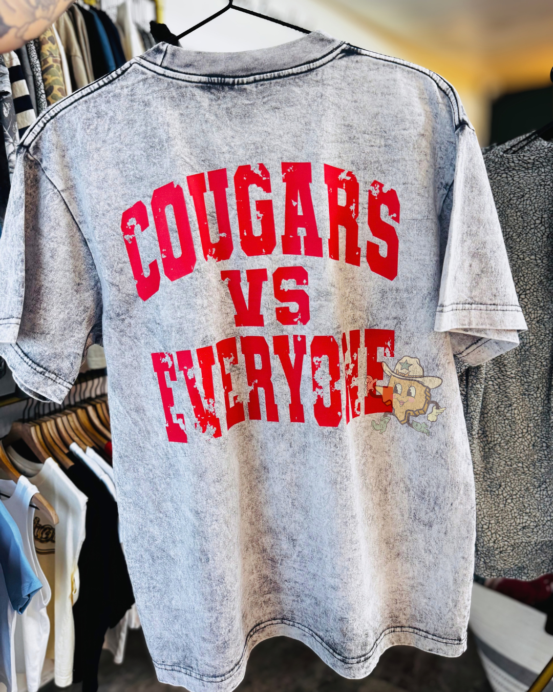 UH/ COUGARS VS. EVERYONE - BLACK/WHITE MINERAL WASH