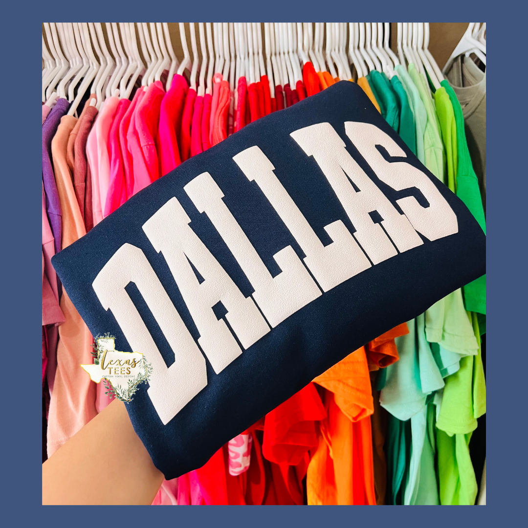 Dallas Puff - White on Navy